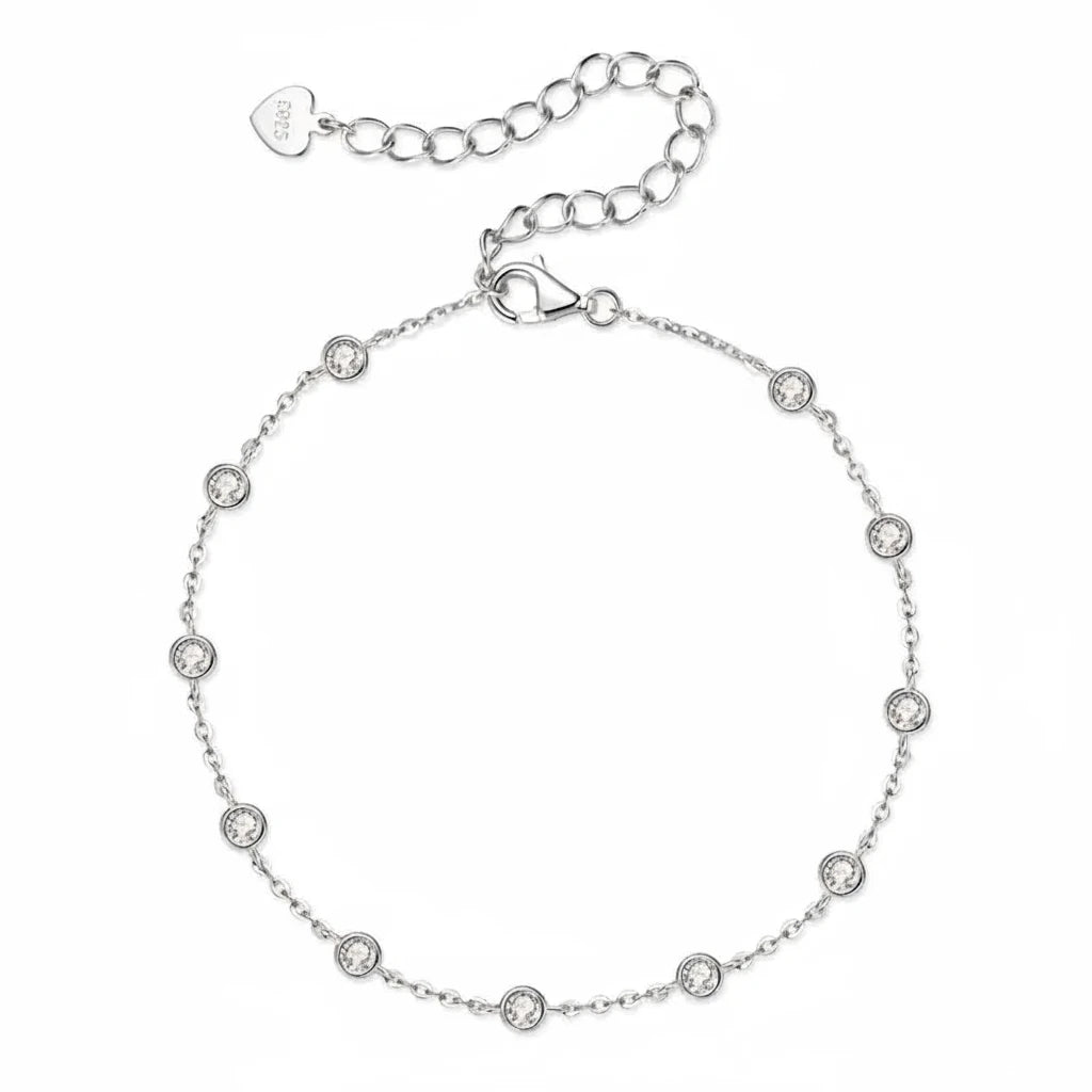Silver bracelet with heart-shaped clasps on a white background, featuring the Chasau brand.