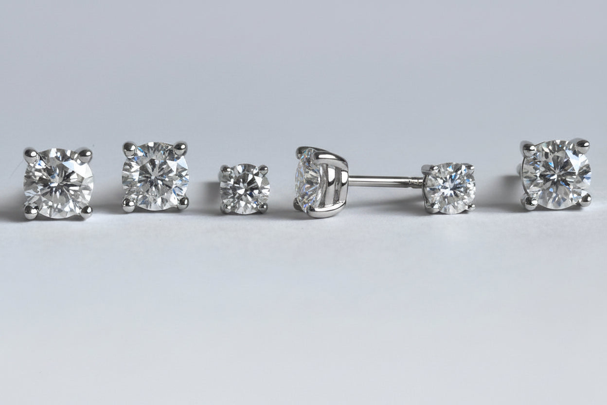 Moissanite classic studs earrings