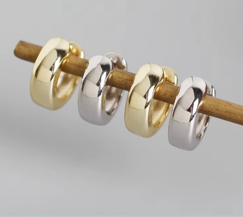 Minimalist Silver Hoops - 8mm Everyday Earrings